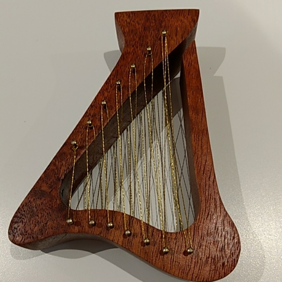 Small Decorative Harp Made of Hawaiian Koa (New) - Picture 2 of 3